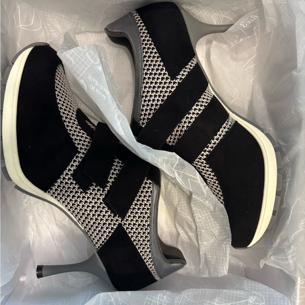 SNEEX The Blake Size 11 Off-White/Black - Picture 2 of 5